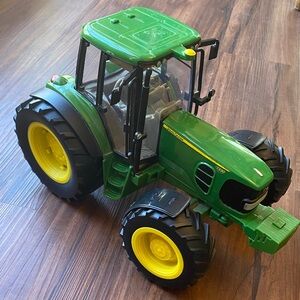 John Deere Green & Yellow Farm Tractor Toy with Lights & Sounds
